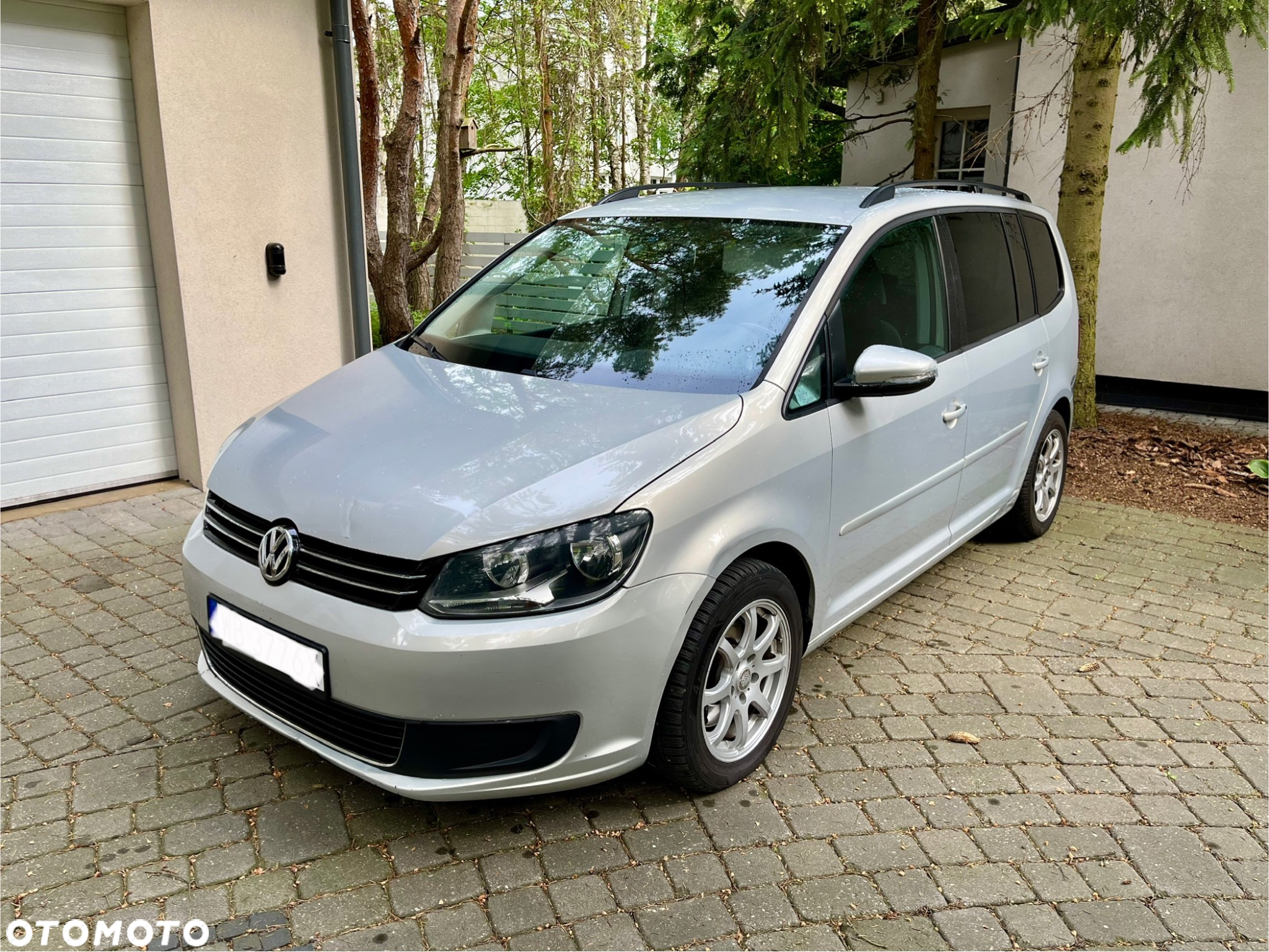 Volkswagen Touran - 2