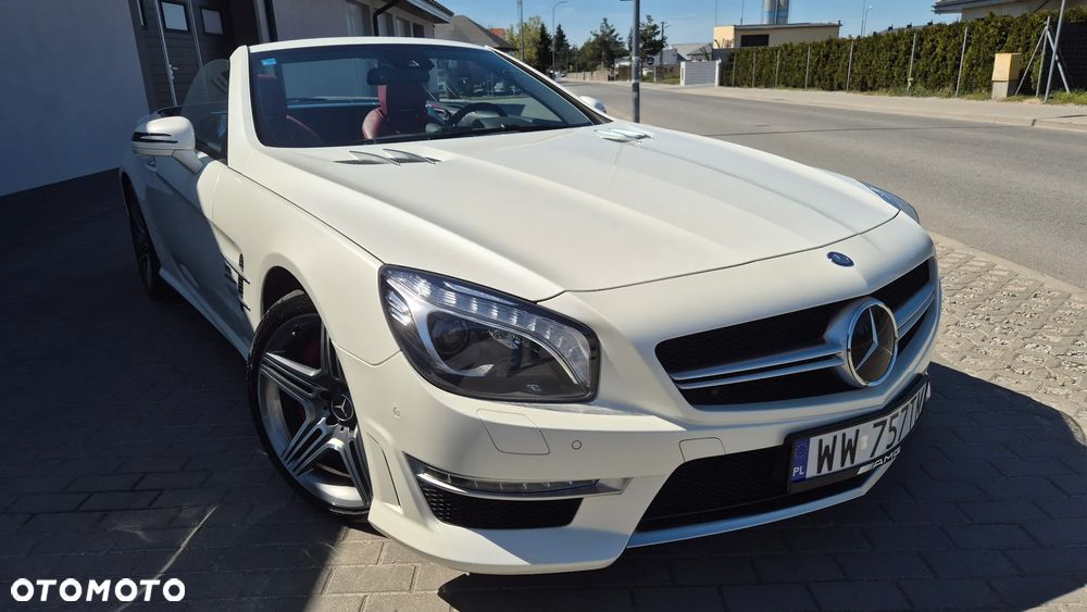 Mercedes-Benz SL 63 AMG - 11