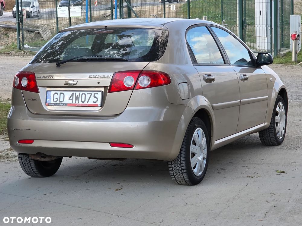 Chevrolet Lacetti 1.4 SE / Plus - 2