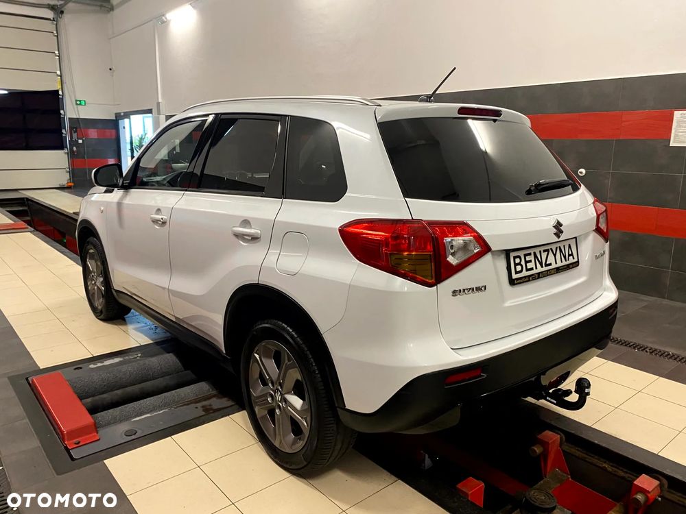 Suzuki Vitara 1.6 Premium 2WD - 9