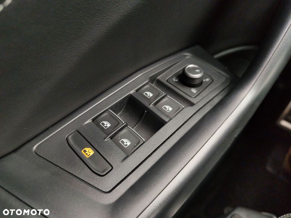 Volkswagen T-Roc 1.5 TSI R-Line DSG - 20