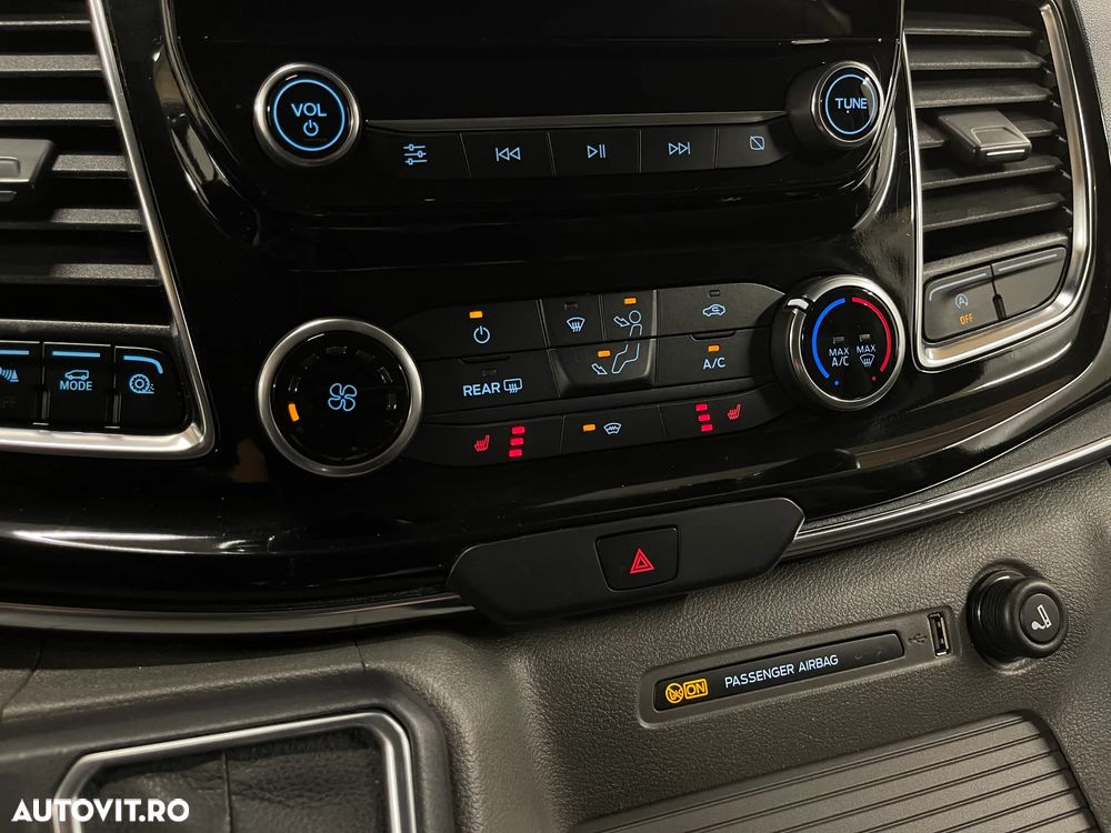 Ford Tourneo Custom Bus 320 2.0 EcoBlue 185 CP L2H1 Titanium Aut. - 26