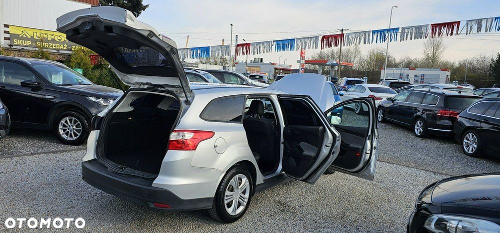 Ford Focus - 23