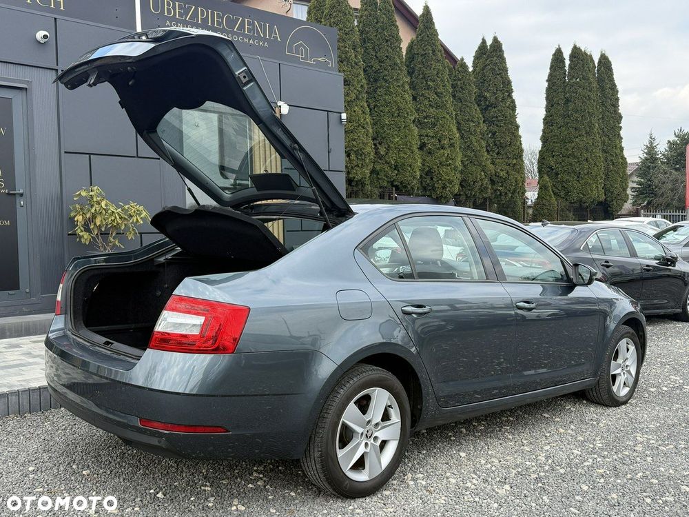 Skoda Octavia 1.6 TDI SCR Ambition - 36
