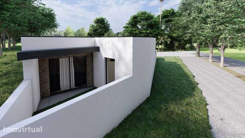 Moradia nova ainda em construção - Grande imagem: 3/12
