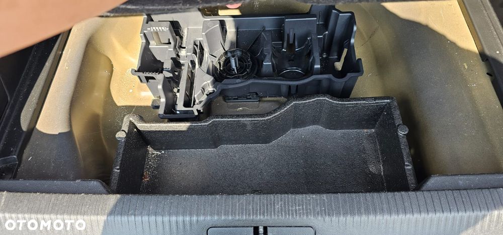 Peugeot 2008 PureTech 100 Stop&Start Allure - 17