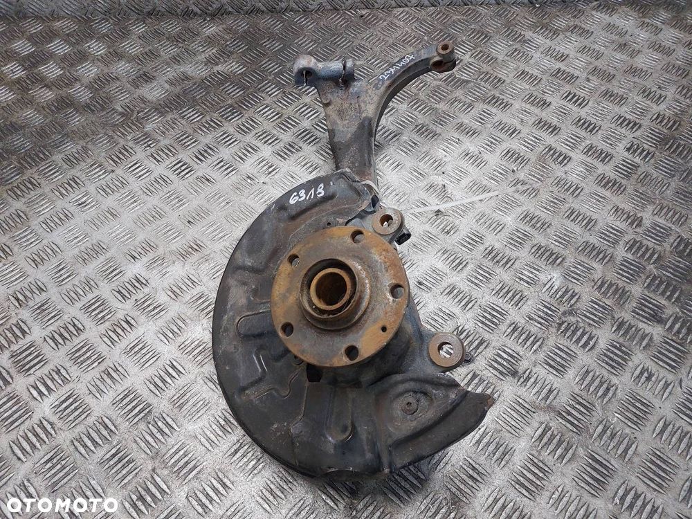 PIASTA ZWROTNICA LEWY PRZÓD SEAT EXEO I 2.0 TDI 3R0407257 ID: 234407 - 1