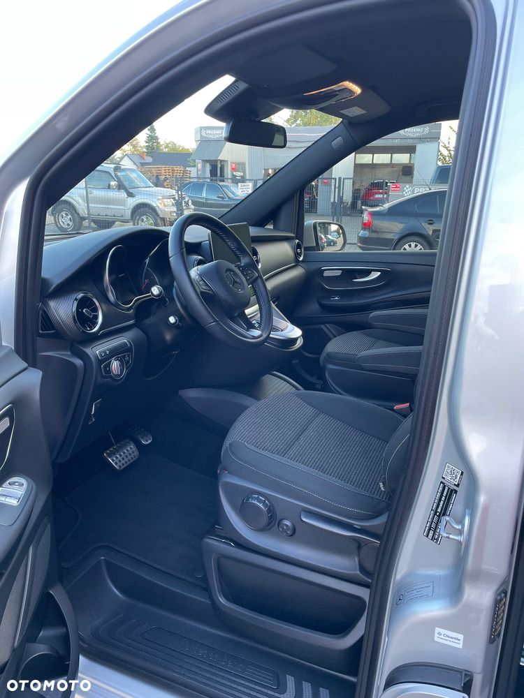 Mercedes-Benz Klasa V 300 d 4-Matic 9G-Tronic - 5