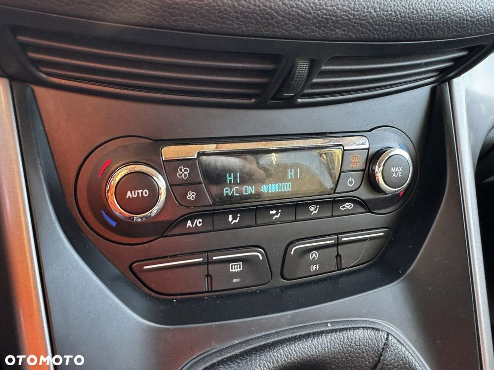 Ford Kuga 2.0 TDCi 4x2 Titanium - 21