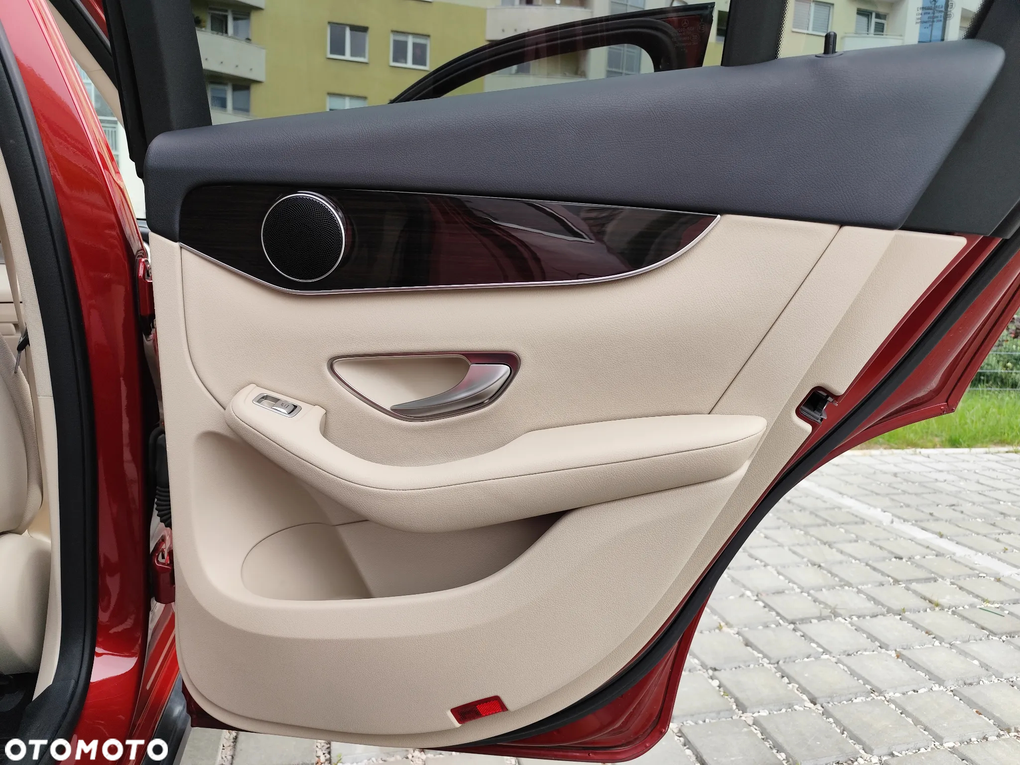 Mercedes-Benz GLC 300 4Matic 9G-TRONIC - 21
