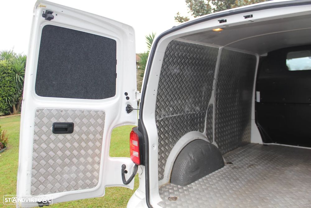 VW TRANSPORTER 2.0 TDI - 3 LUG. A/C - 9