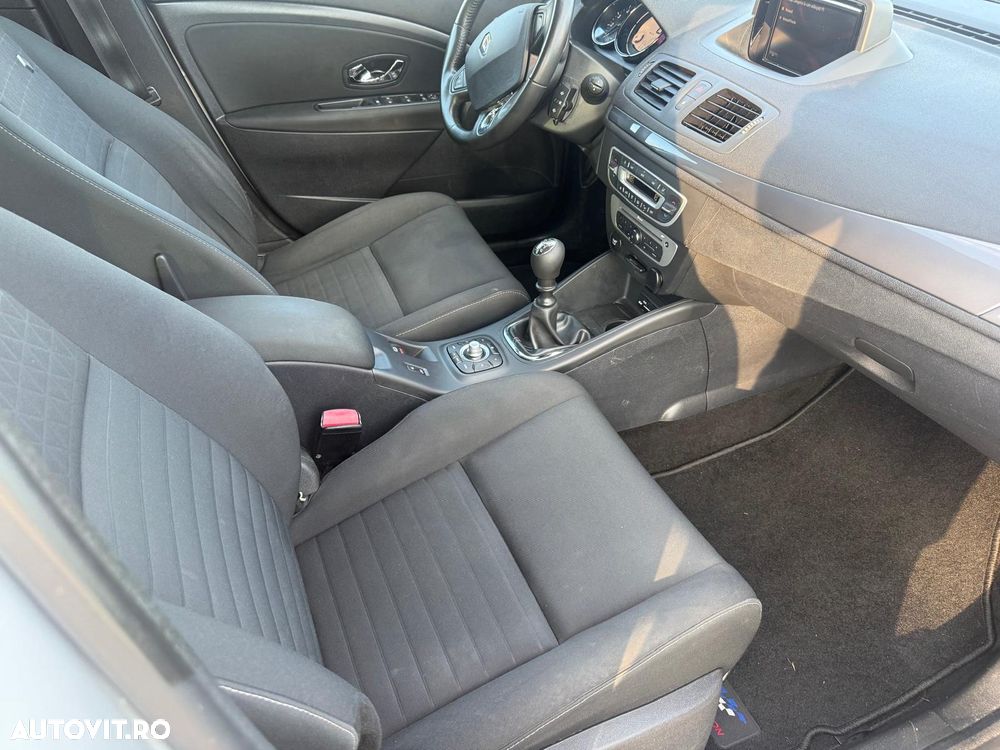 Renault Megane dCi 110 FAP LIMITED - 10