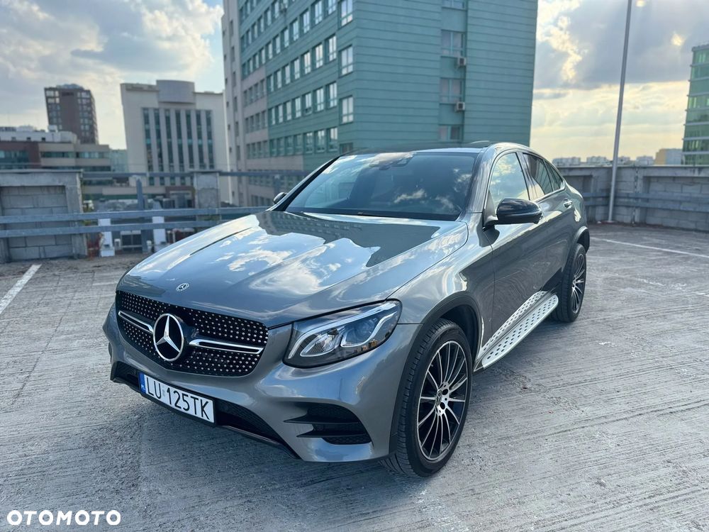 Mercedes-Benz GLC 300 Coupe 4Matic 9G-TRONIC AMG Line - 1