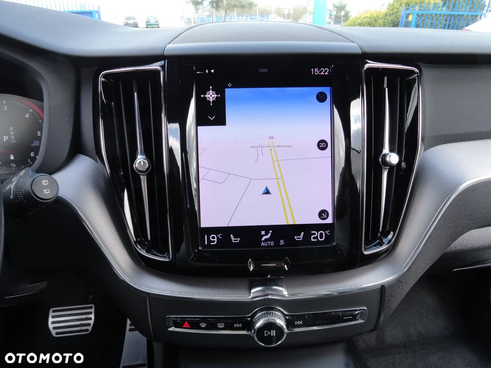 Volvo XC 60 B4 D Geartronic RDesign - 15