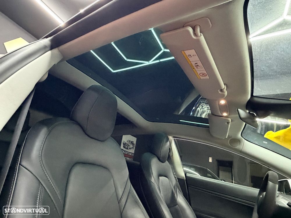Tesla Model 3 Performance Dual Motor AWD - 22