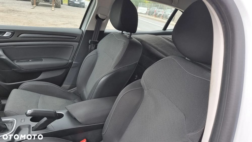 Renault Megane 1.5 Blue dCi Business - 16