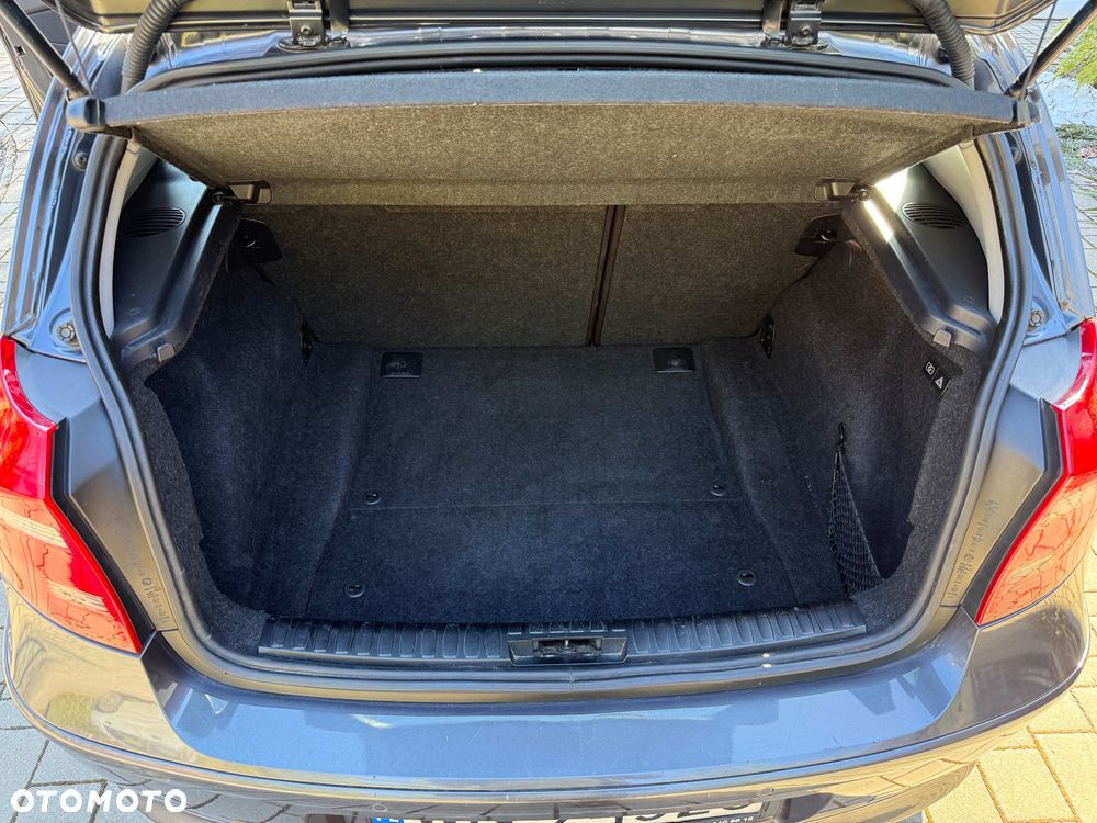 BMW Seria 1 118d DPF - 8