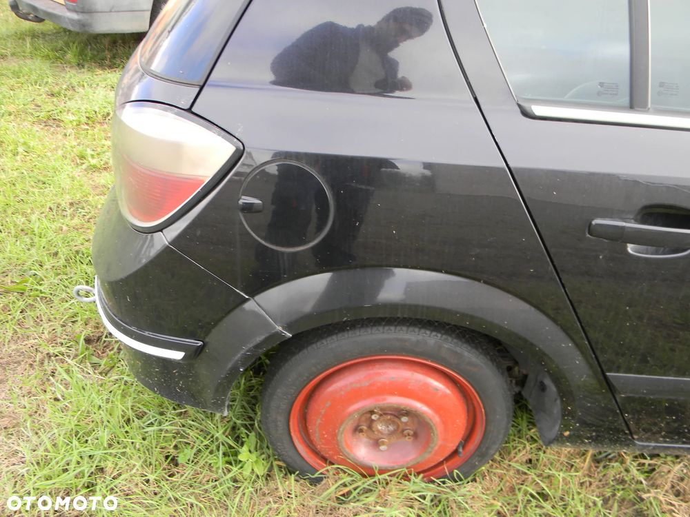 ćwiartka tył błotnik OPEL ASTRA III H Z20R HB 5D - 4