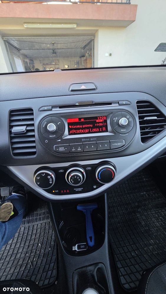 Kia Picanto 1.0 L - 20