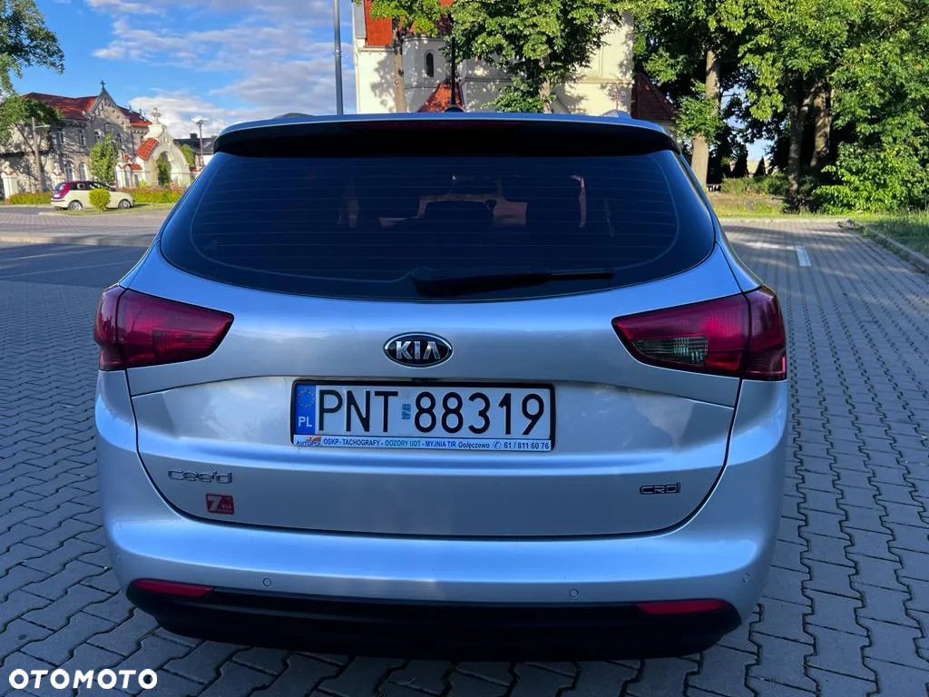 Kia Ceed Cee'd 1.6 CRDi L - 4