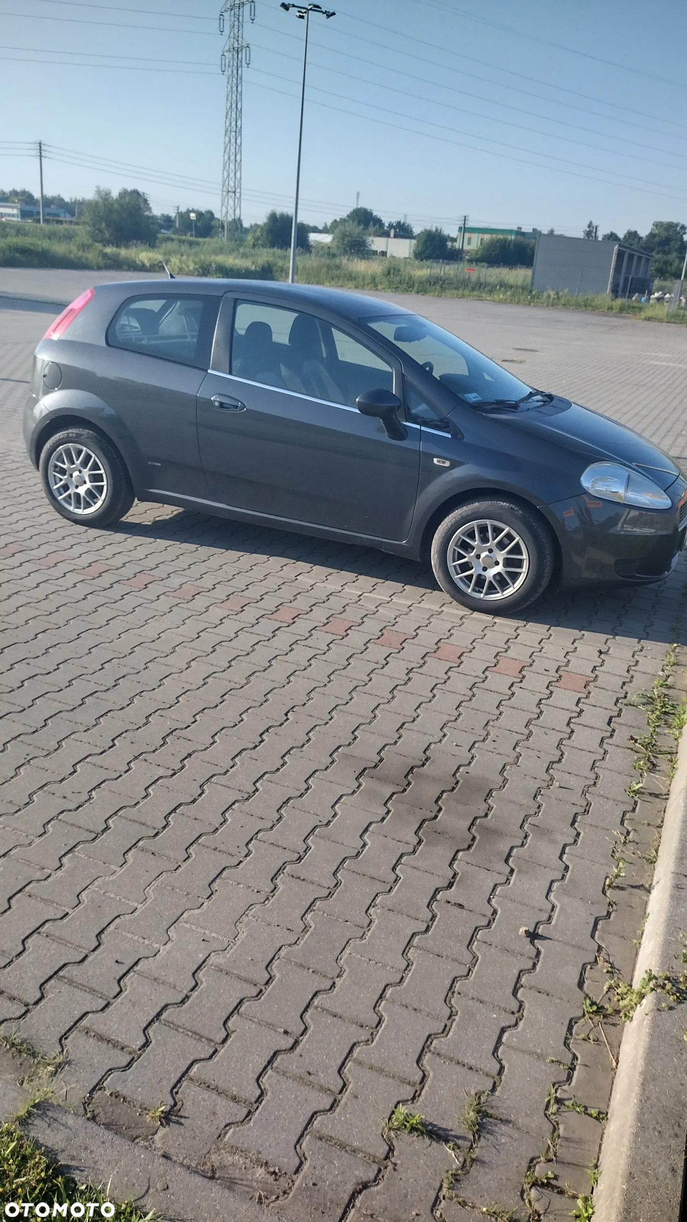 Fiat Grande Punto 1.4 8V - 18