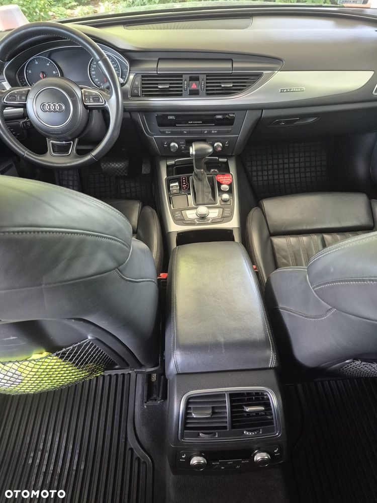 Audi A6 Allroad - 11