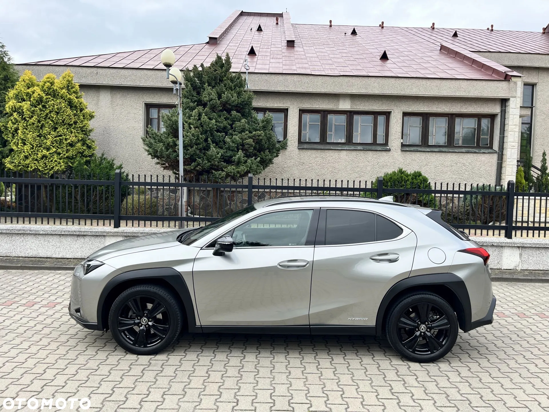 Lexus UX 200 GPF F Impression 2WD - 2