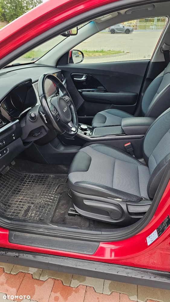 Kia Niro 64kWh L - 9