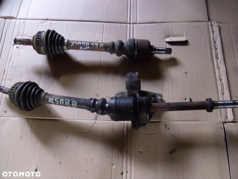 POŁOS PRAWA PRZOD CITROEN XSARA 1.9D - 1