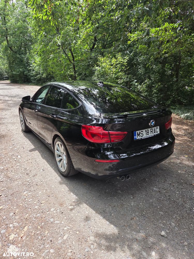 BMW Seria 3 325d AT Sport Line - 10