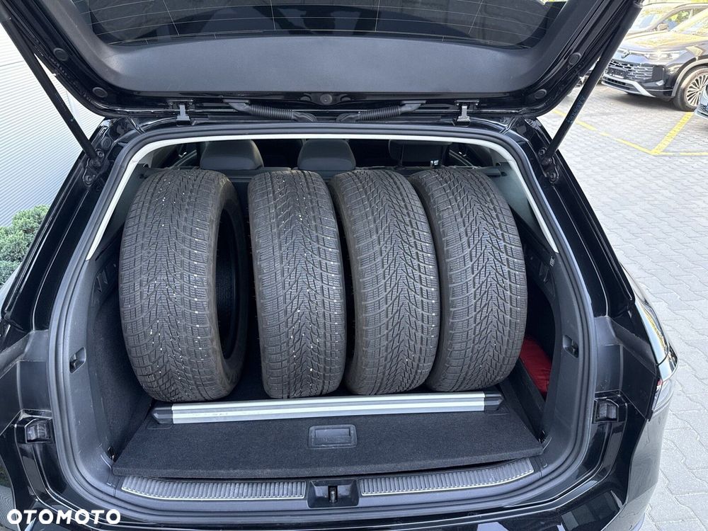 Volkswagen Passat 2.0 TDI SCR Style DSG - 30