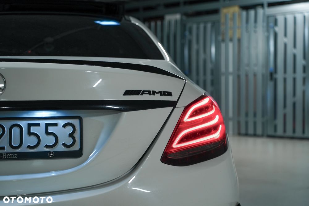 Mercedes-Benz Klasa C 300 T 7G-TRONIC AMG Line - 5
