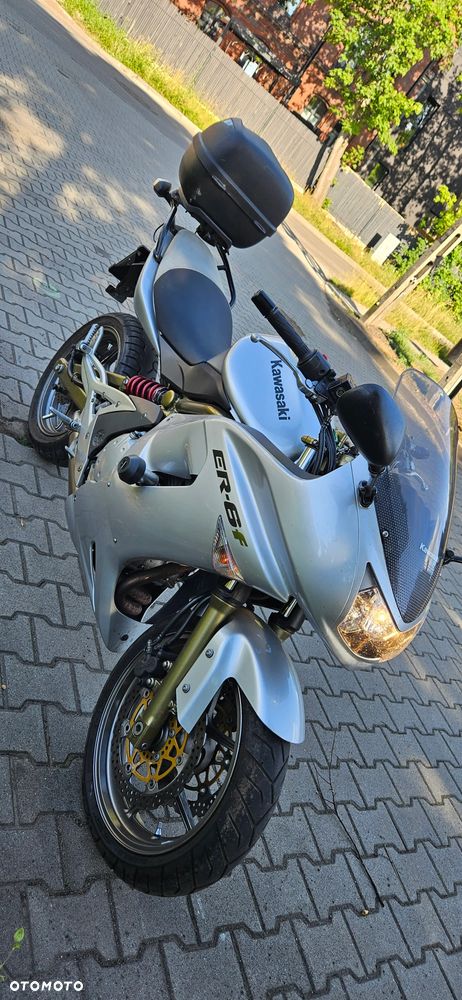 Kawasaki ER - 2