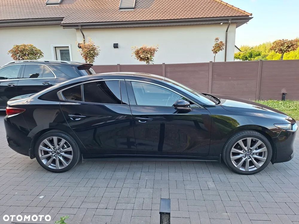 Mazda 3 2.0 mHEV Hikari - 8
