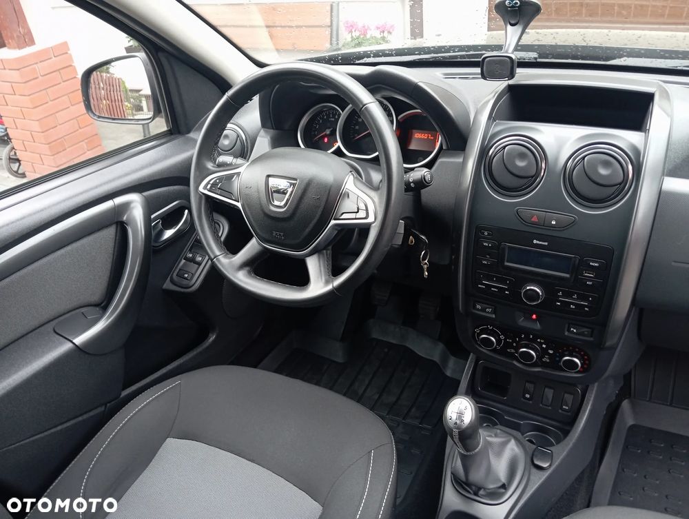 Dacia Duster 1.6 SCe Laureate S&S - 20