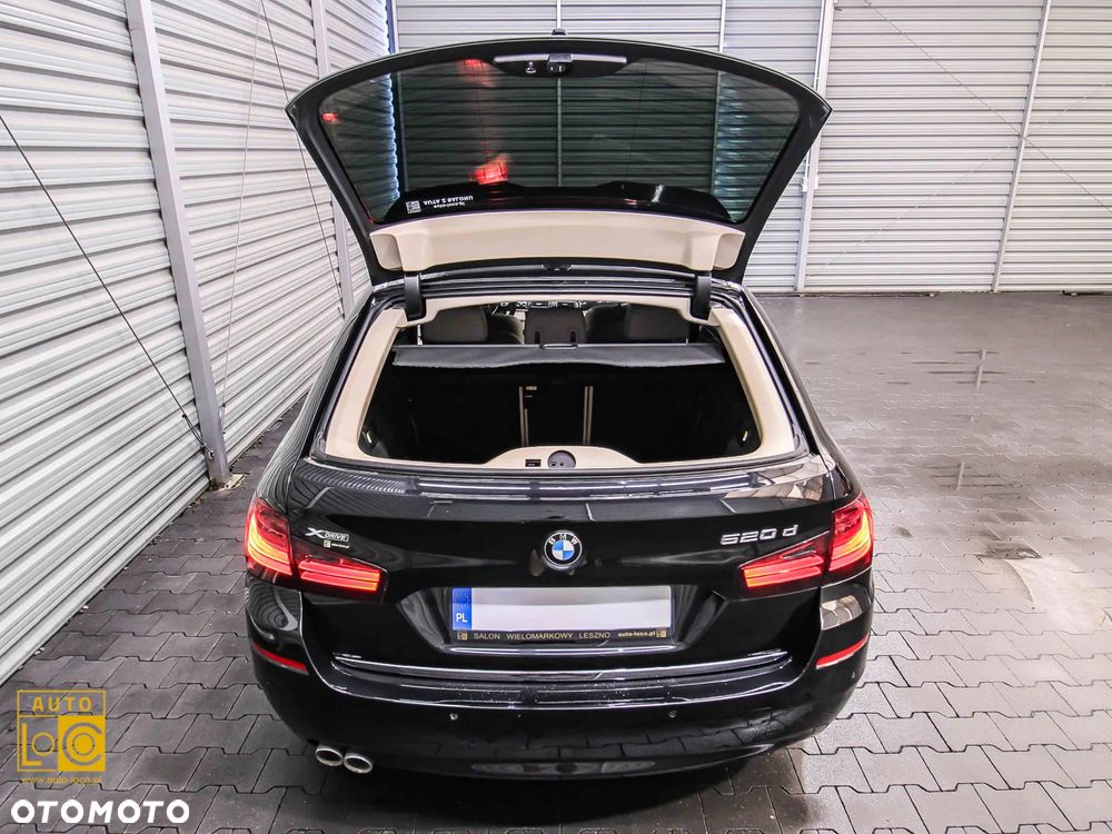 BMW Seria 5 520d xDrive Luxury Line - 14