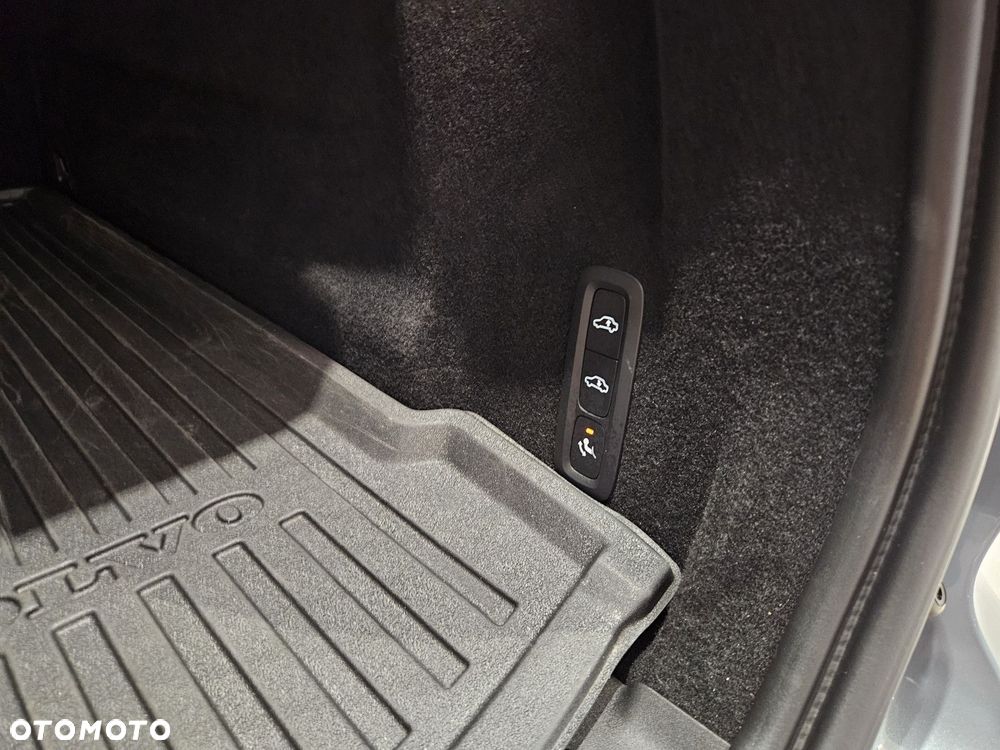 Volvo XC 60 - 37