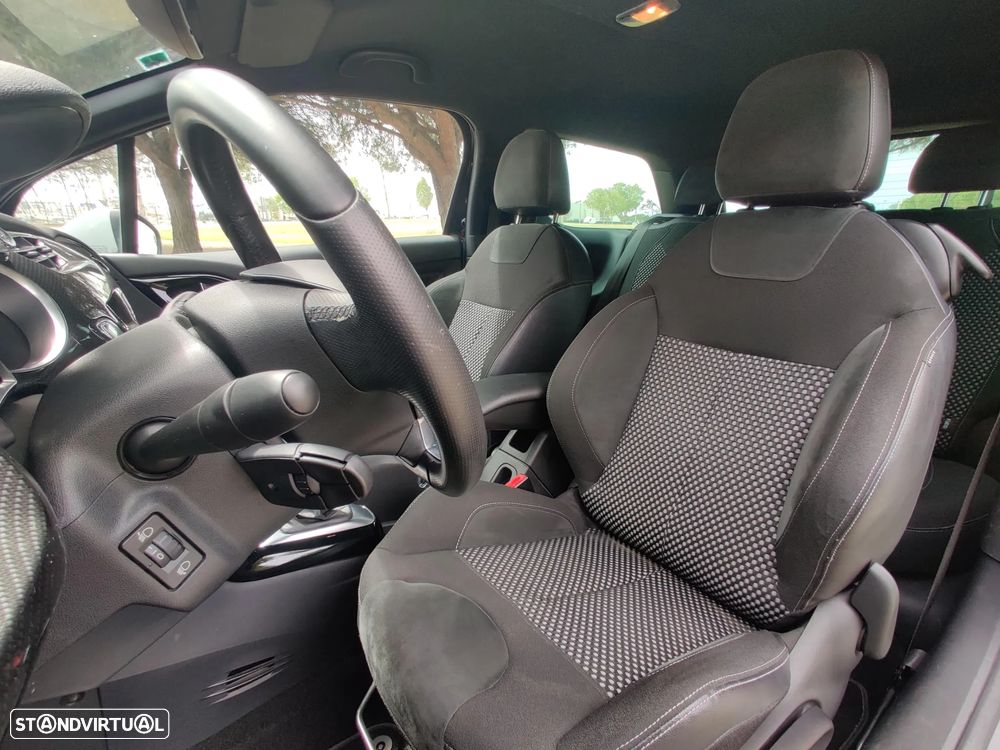 Citroën DS3 1.6 e-HDi Airdream Sport Chic - 19