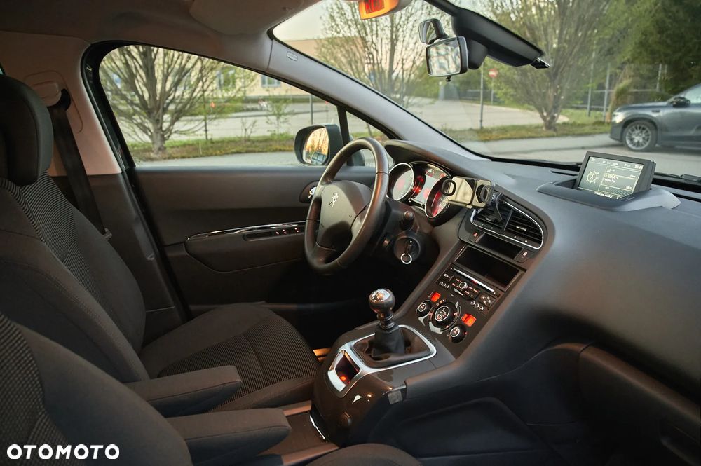 Peugeot 5008 2.0 HDi Allure - 33