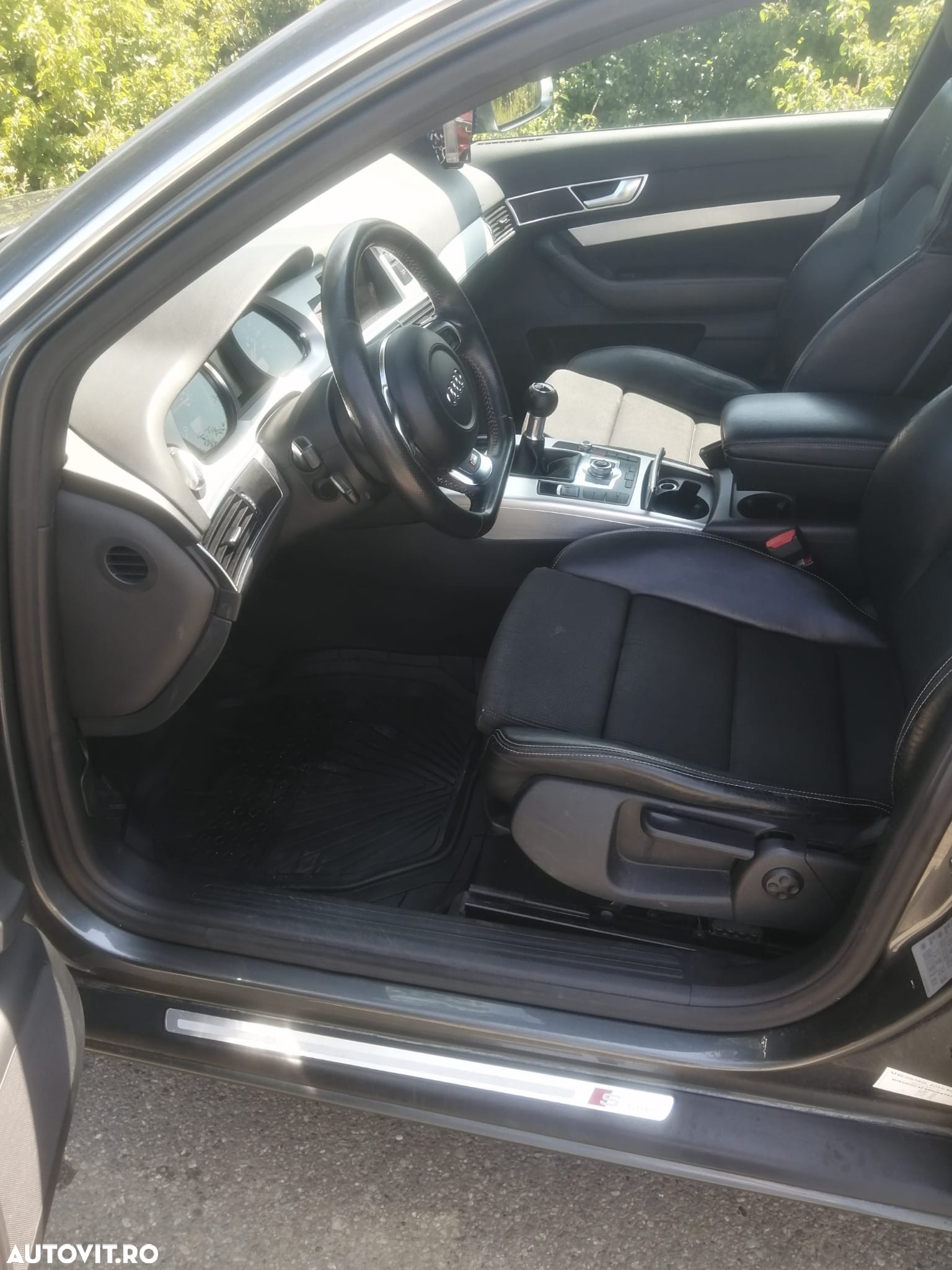 Audi A6 2.0 TDI DPF Avant - 11