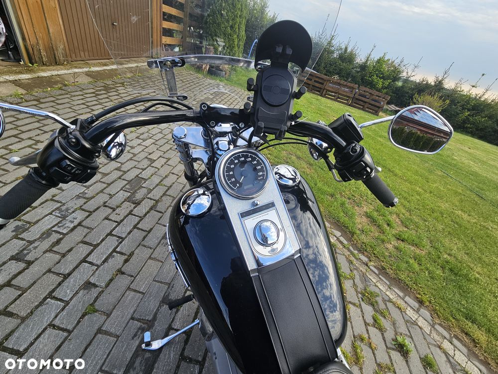 Harley-Davidson Softail - 16