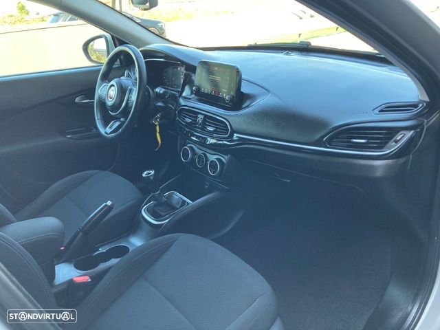 Fiat Tipo 1.3 MultiJet Life - 33