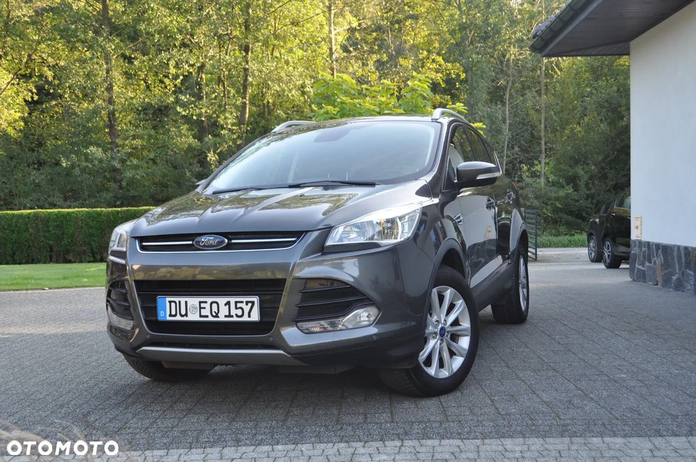 Ford Kuga 2.0 TDCi 2x4 Titanium - 6