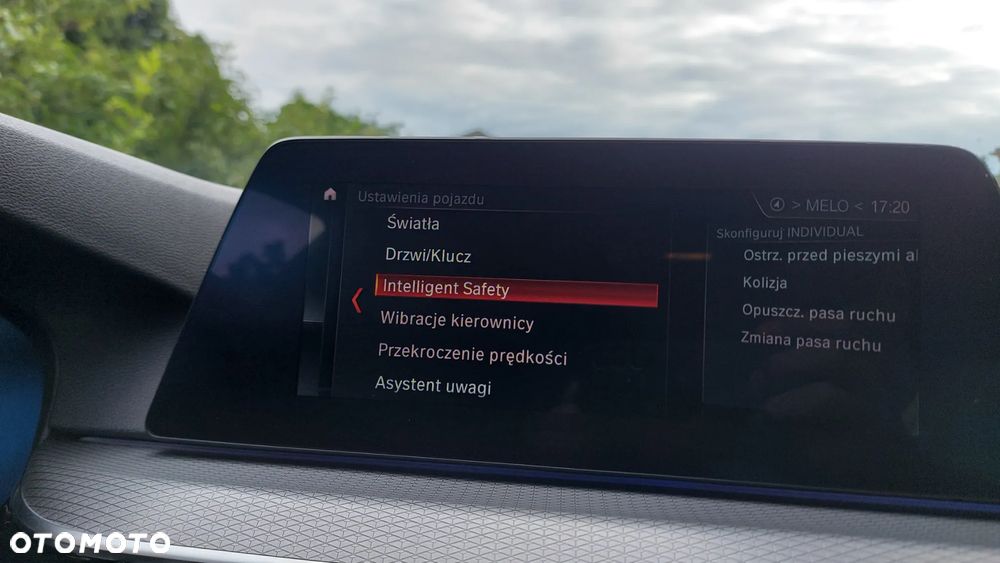 BMW Seria 5 518d M Sport - 35