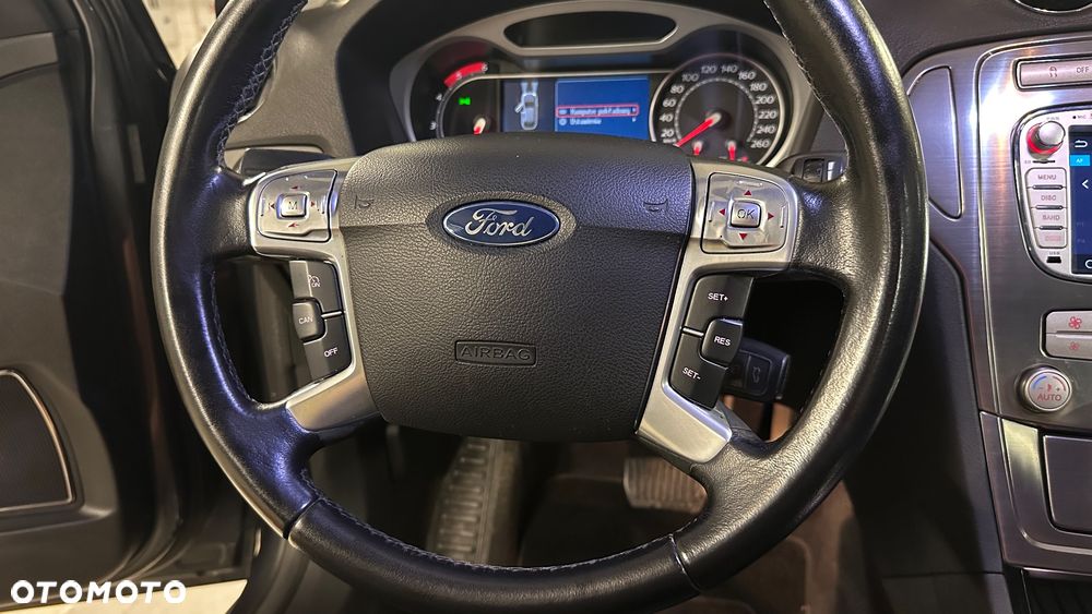 Ford Mondeo - 16