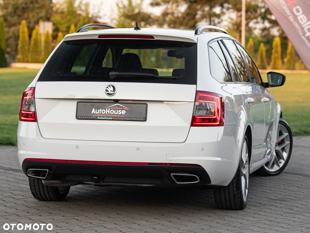 Skoda Octavia 2.0 TDI 4x4 DSG RS - 9