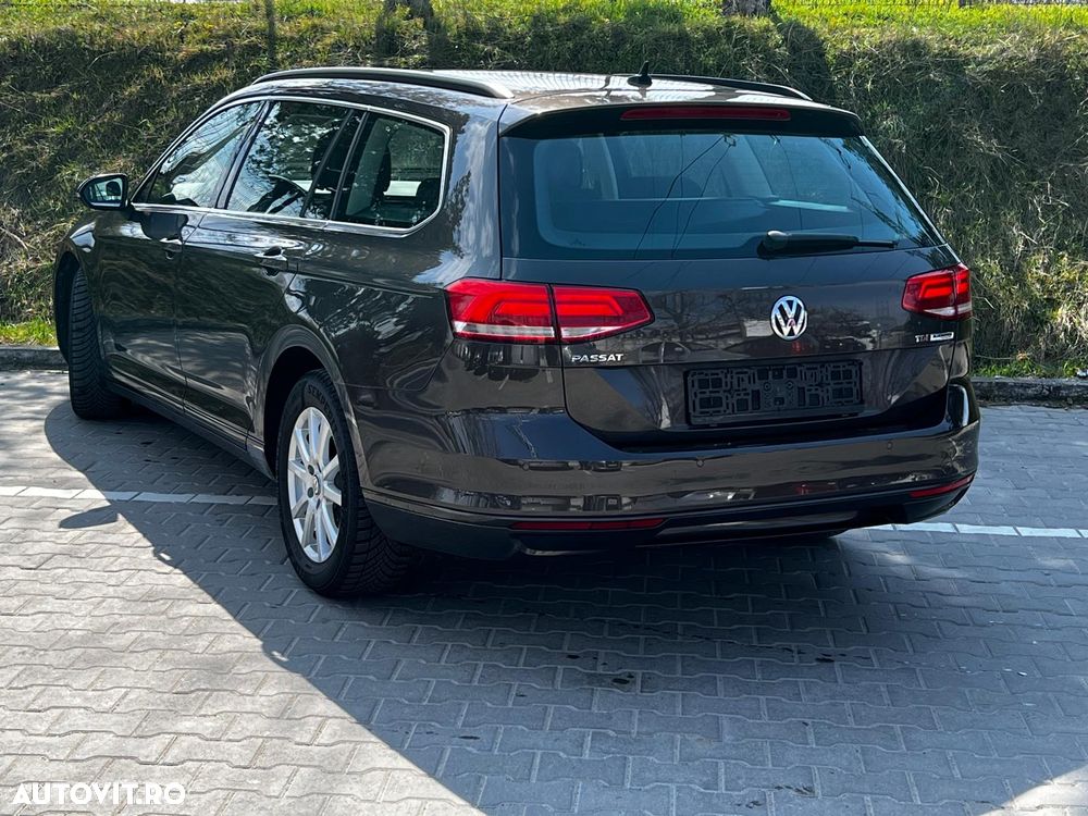 Volkswagen Passat 1.6 TDI (BlueMotion Technology) Comfortline - 32