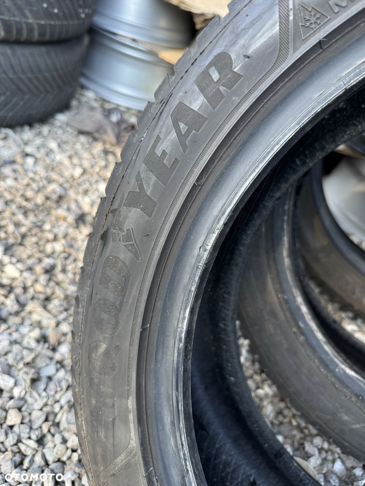 Opony wielosezonowe 225/45/17 Goodyear 4 sztuki 22r - 7