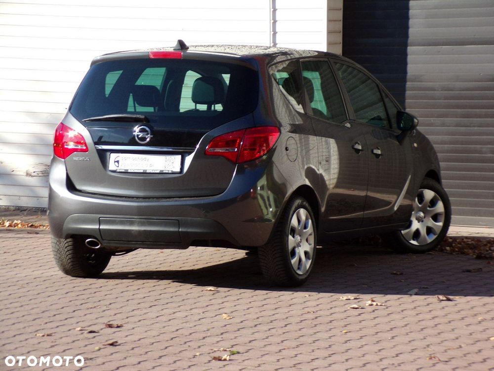 Opel Meriva - 12