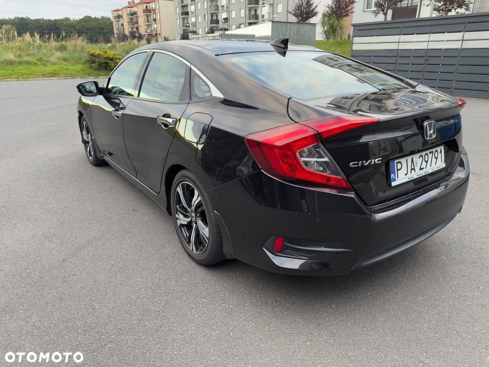 Honda Civic 1.5 T Executive CVT - 2